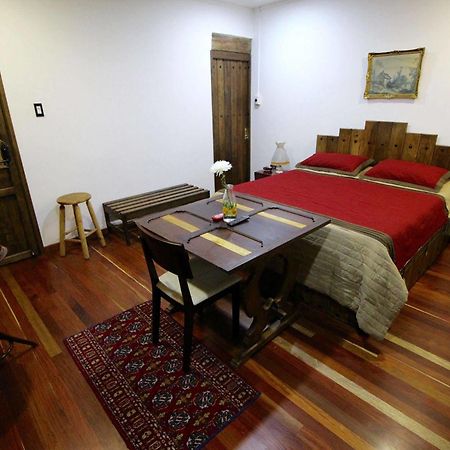 Bogota Bed & Breakfast Inn Екстериор снимка