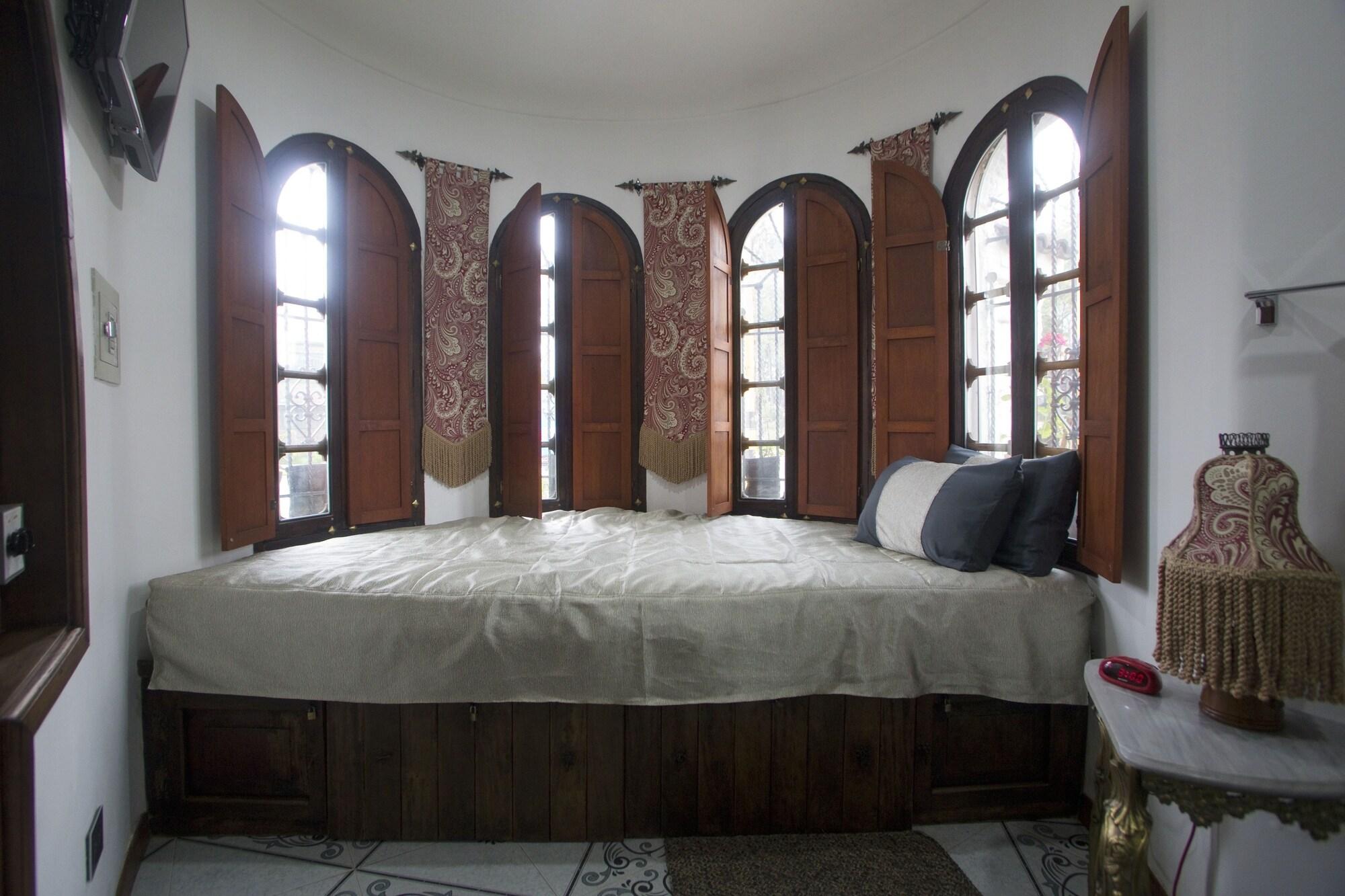 Bogota Bed & Breakfast Inn Екстериор снимка