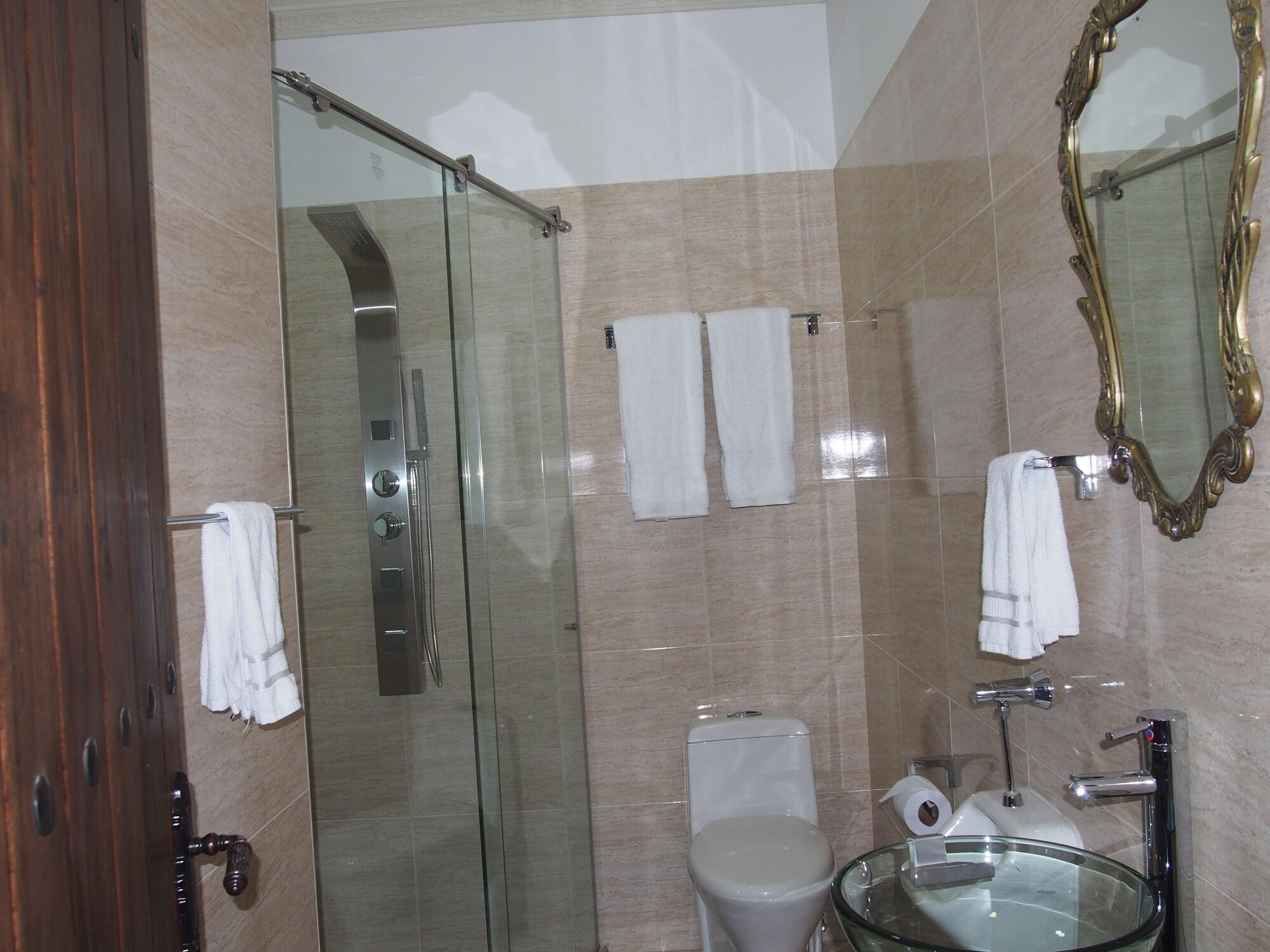 Bogota Bed & Breakfast Inn Екстериор снимка