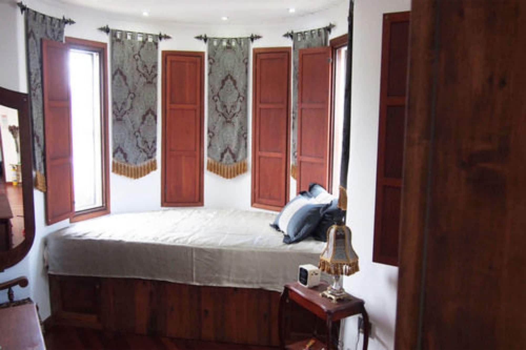 Bogota Bed & Breakfast Inn Екстериор снимка