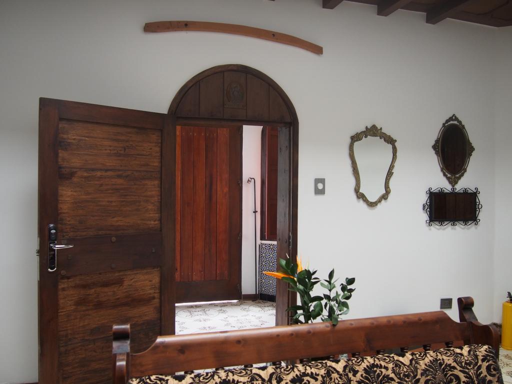Bogota Bed & Breakfast Inn Екстериор снимка