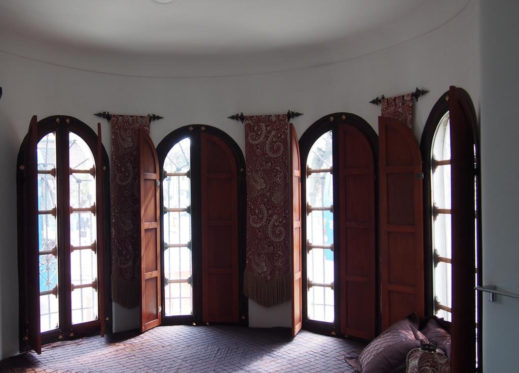 Bogota Bed & Breakfast Inn Екстериор снимка