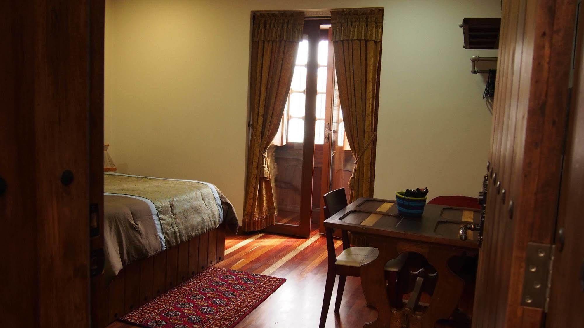 Bogota Bed & Breakfast Inn Екстериор снимка